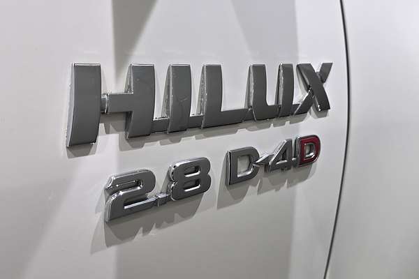 2018 Toyota Hilux Hilux 4x4 SR 2.8L T Diesel Automatic Double Cab GUN126R 4X4