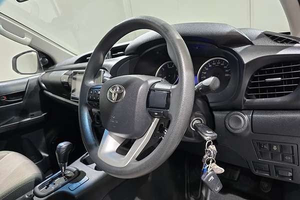 2018 Toyota Hilux Hilux 4x4 SR 2.8L T Diesel Automatic Double Cab GUN126R 4X4