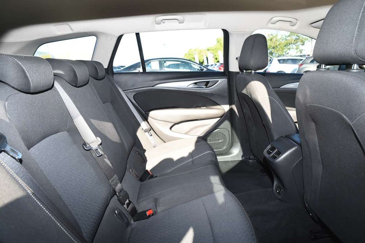 2018 Holden Commodore LT ZB