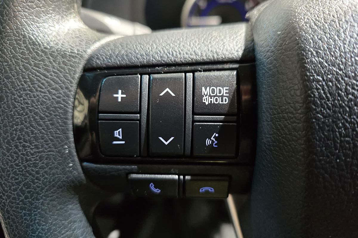 2018 Toyota Hilux Hilux 4x4 SR 2.8L T Diesel Automatic Double Cab GUN126R 4X4