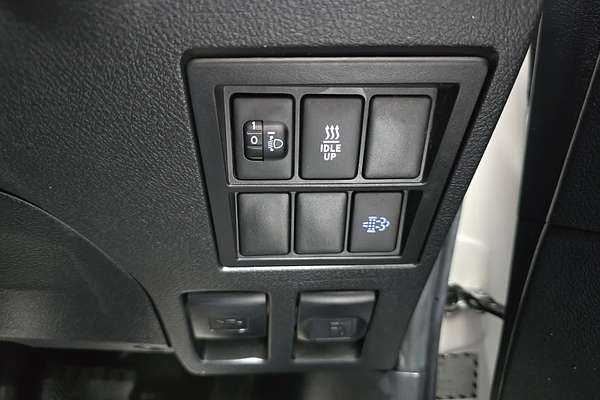 2018 Toyota Hilux Hilux 4x4 SR 2.8L T Diesel Automatic Double Cab GUN126R 4X4