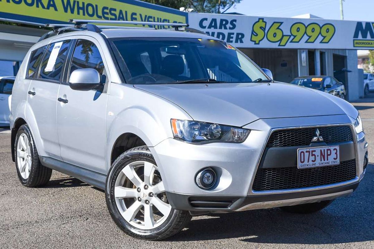 2011 Mitsubishi OUTLANDER LS ZH