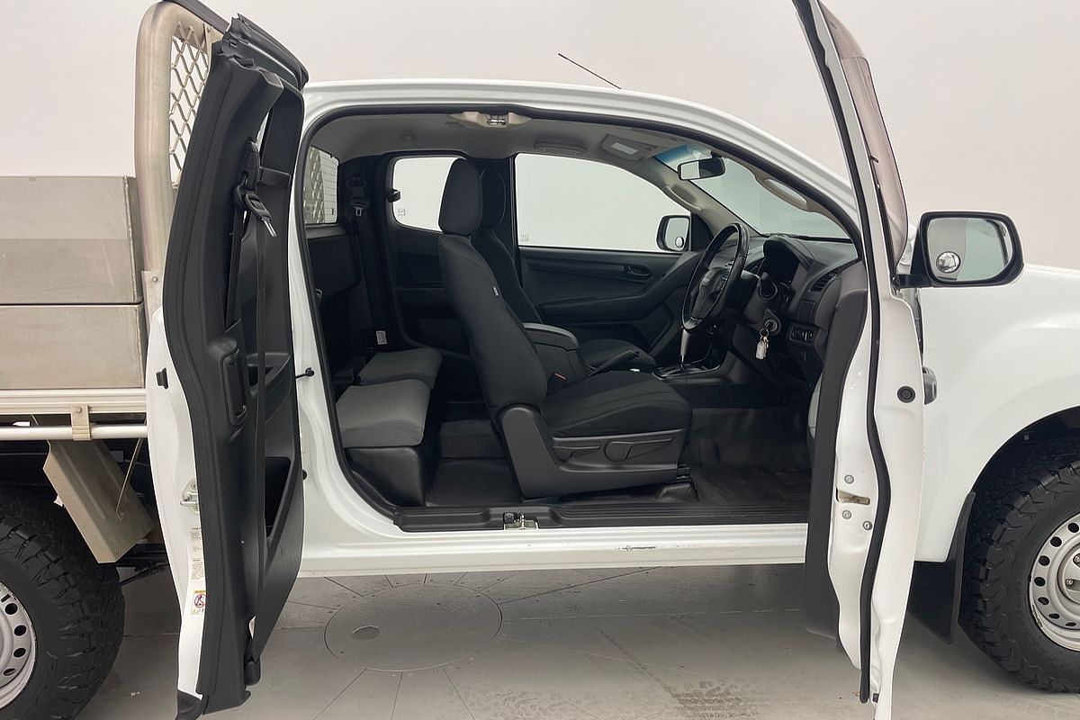 2019 Isuzu D-MAX SX 4X4