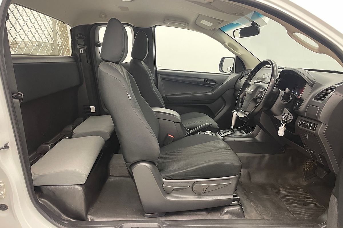 2019 Isuzu D-MAX SX 4X4