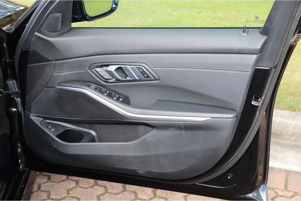 2020 BMW 3 Series 320i M Sport G20