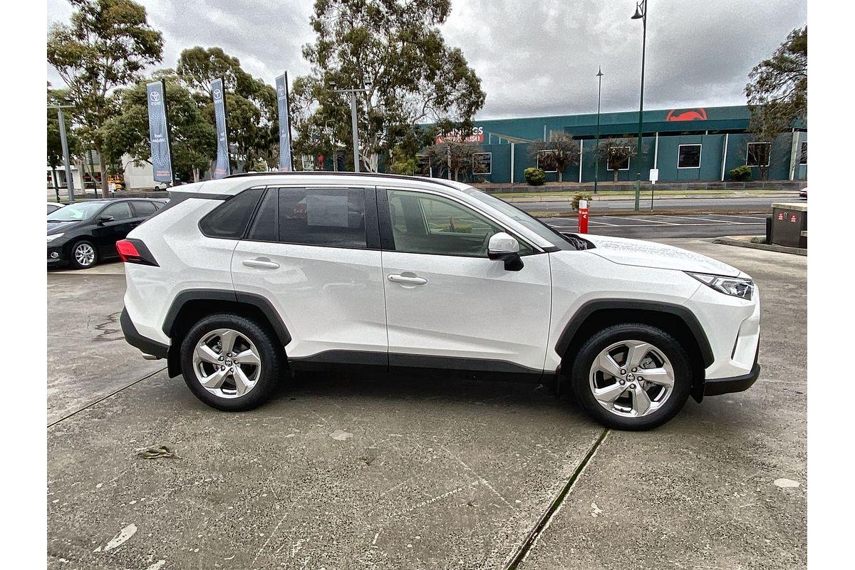 2021 Toyota RAV4 GXL MXAA52R