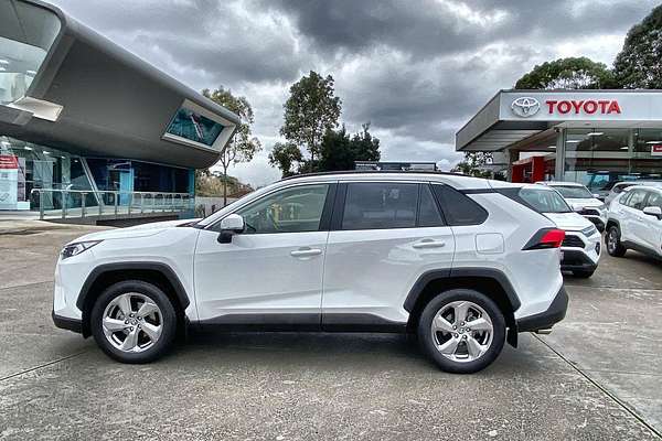 2021 Toyota RAV4 GXL MXAA52R