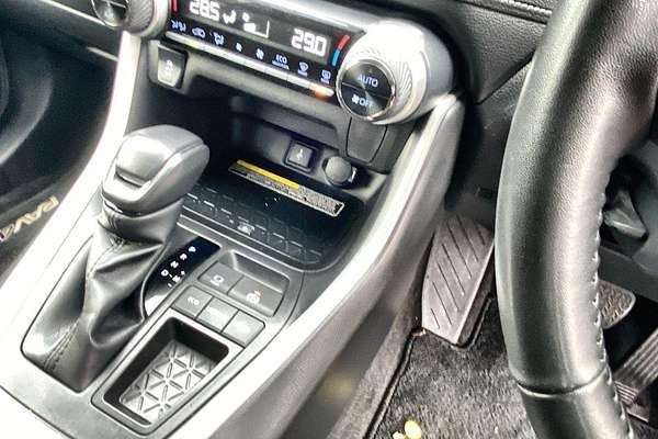 2021 Toyota RAV4 GXL MXAA52R