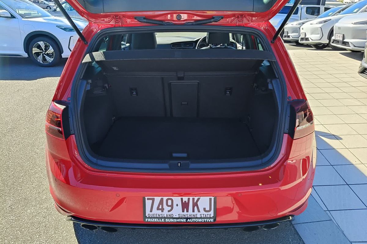 2015 Volkswagen Golf R 7