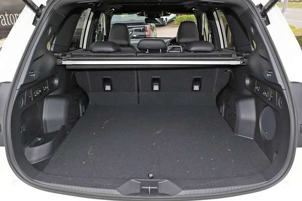 2025 Subaru Forester Hybrid Touring S6