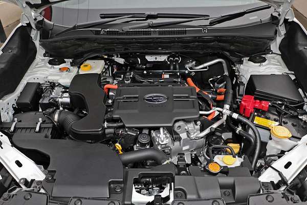 2025 Subaru Forester Hybrid Touring S6