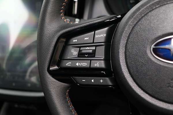 2025 Subaru Forester Hybrid Touring S6
