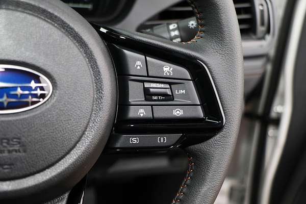 2025 Subaru Forester Hybrid Touring S6