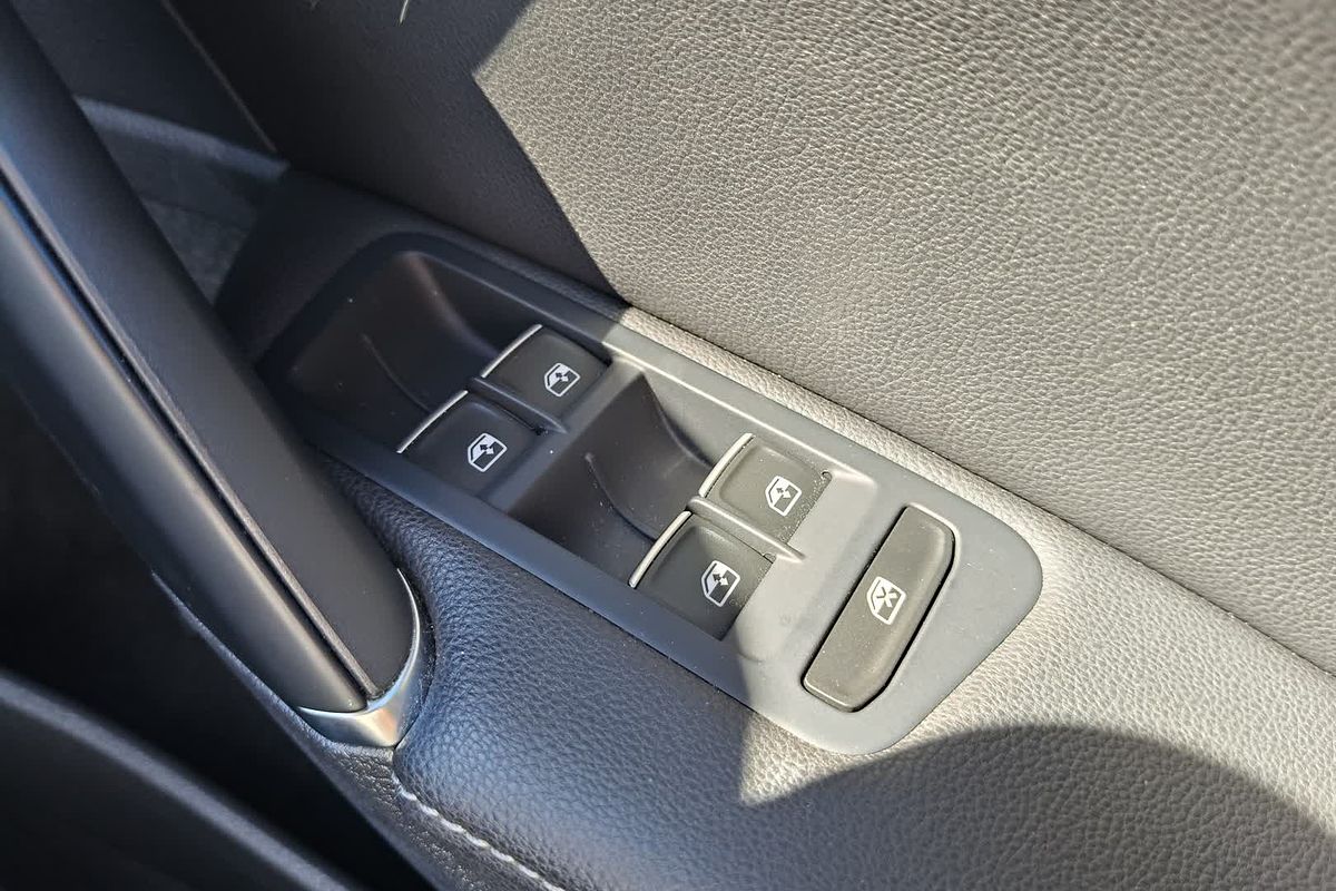2015 Volkswagen Golf R 7