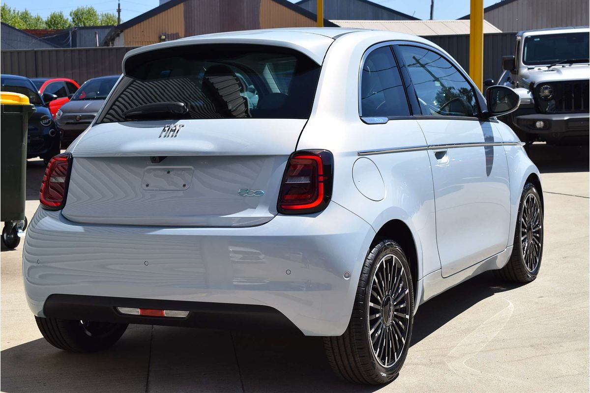 2023 Fiat 500e La Prima