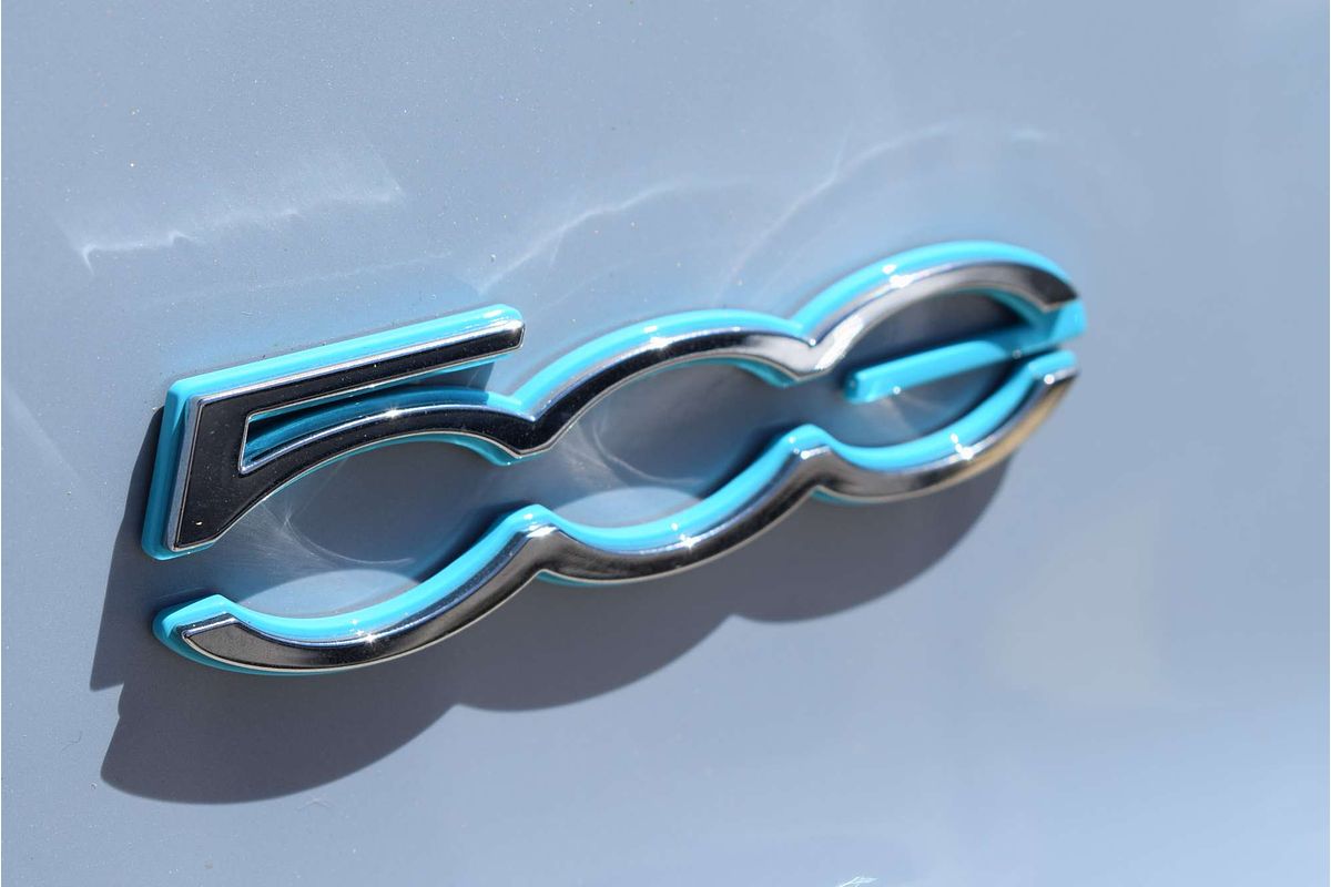 2023 Fiat 500e La Prima