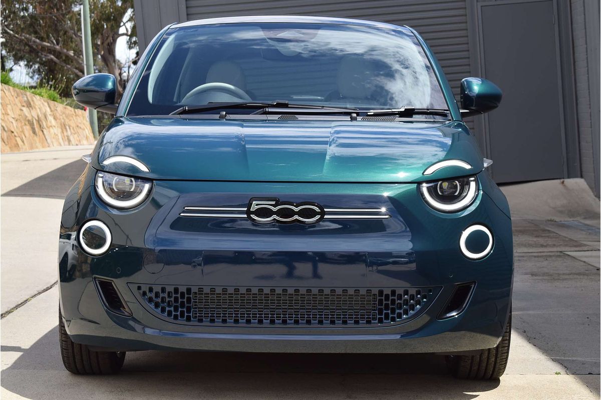 2023 Fiat 500e La Prima