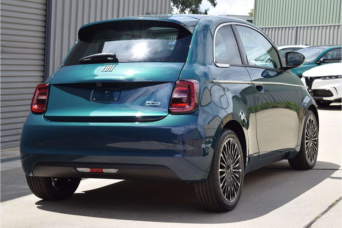 2023 Fiat 500e La Prima