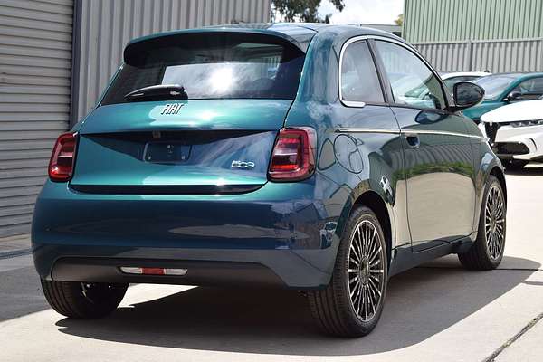 2023 Fiat 500e La Prima