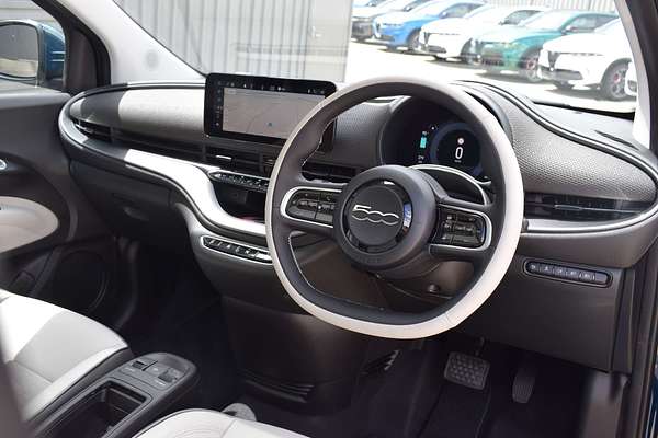 2023 Fiat 500e La Prima