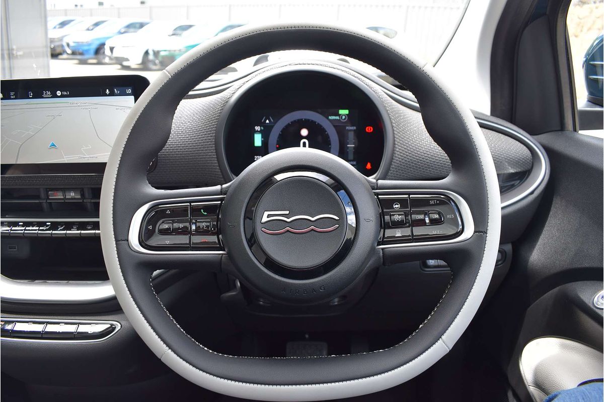 2023 Fiat 500e La Prima