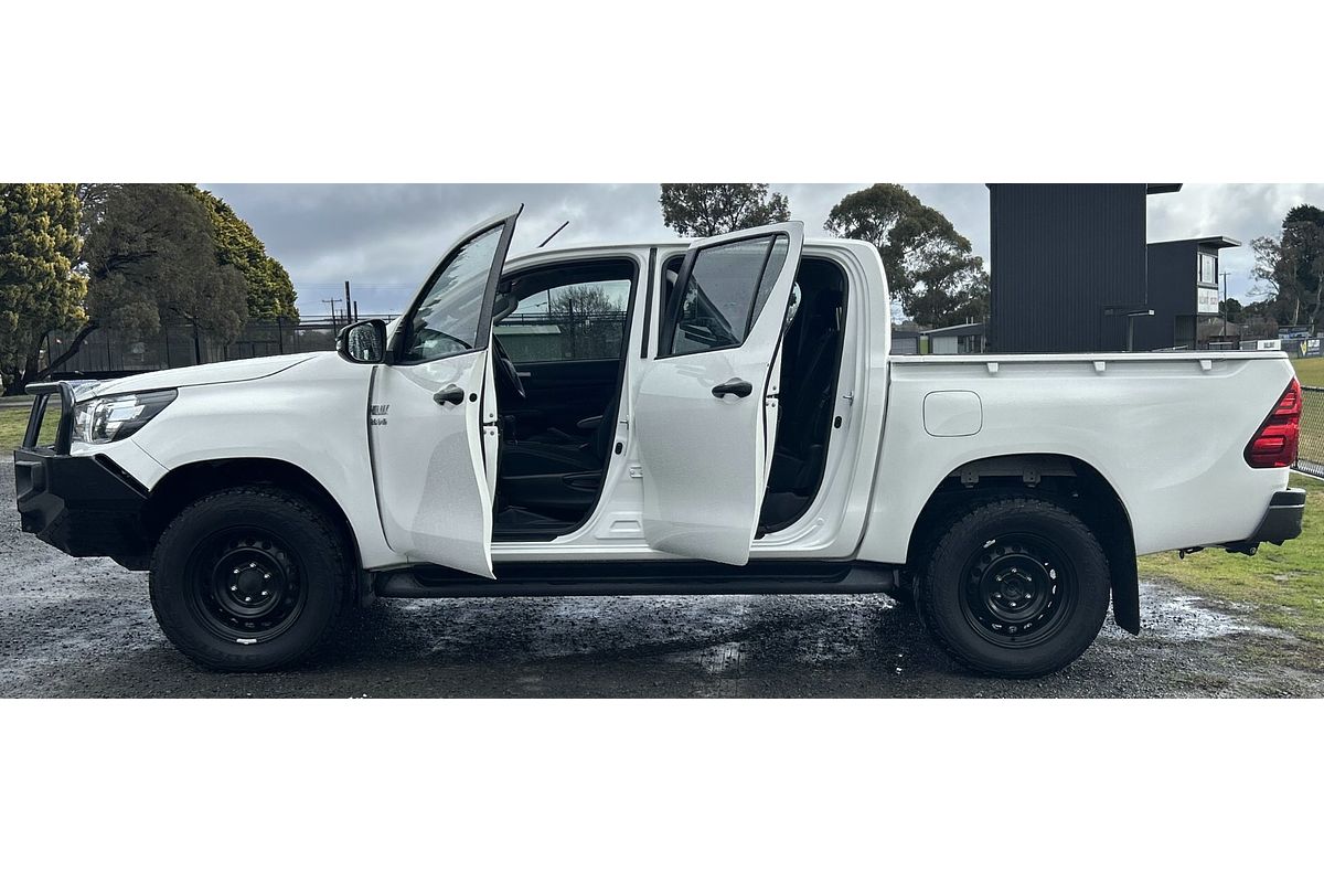 2019 Toyota Hilux SR GUN126R 4X4