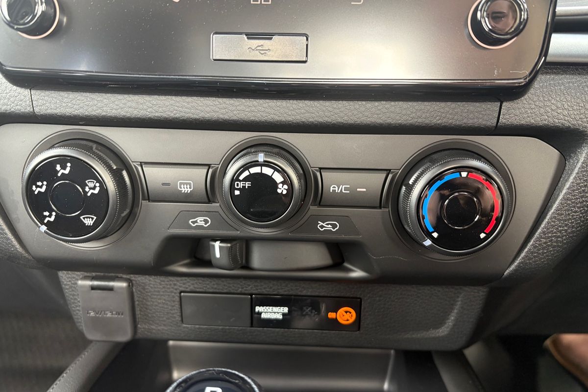 2025 Mazda BT-50 XS TF Rear Wheel Drive