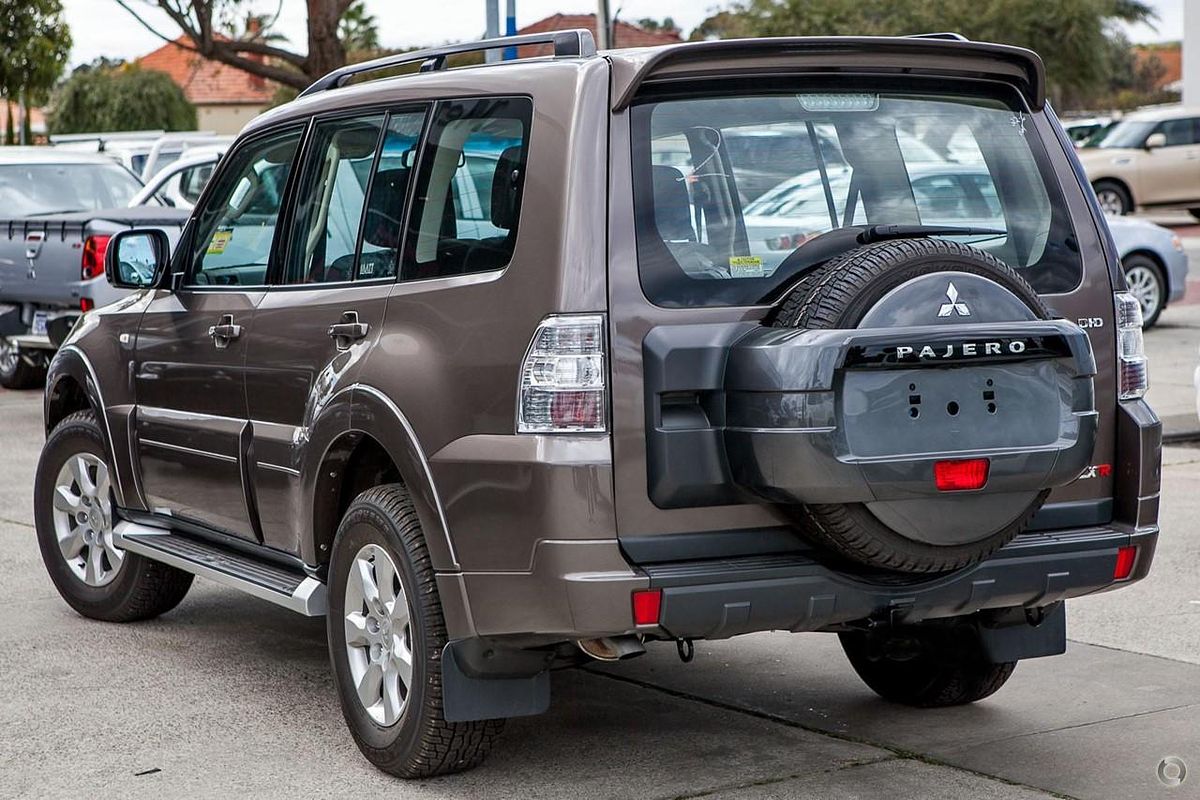 2013 Mitsubishi Pajero GLX-R NW