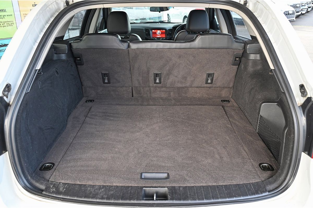2016 Holden Commodore SV6 Black VF Series II