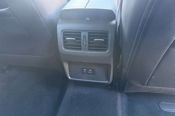 2024 Nissan X-TRAIL ST-L T33