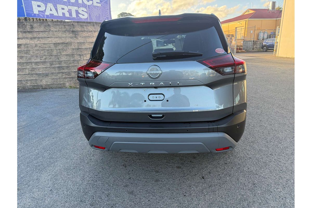 2024 Nissan X-TRAIL ST-L T33
