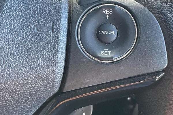 2017 Honda HR-V VTi-S
