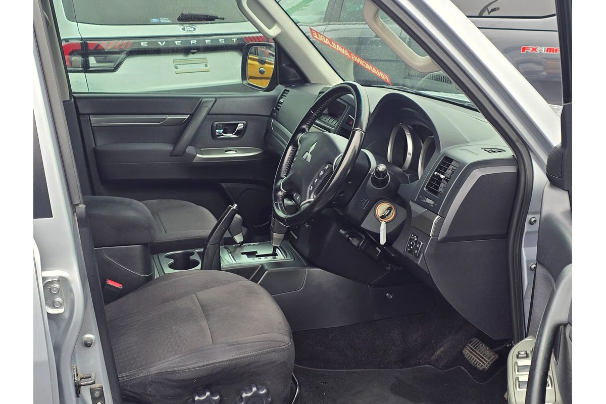 2012 Mitsubishi Pajero Platinum NW