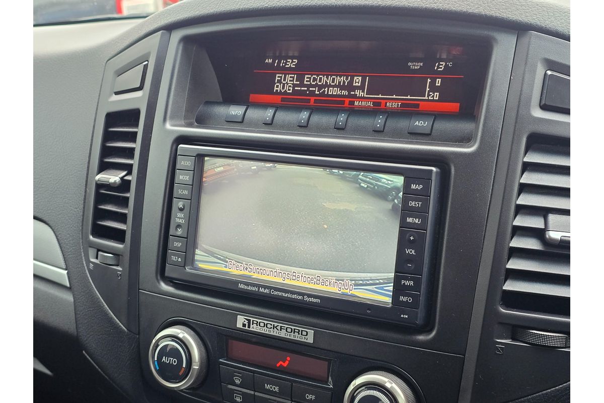 2012 Mitsubishi Pajero Platinum NW