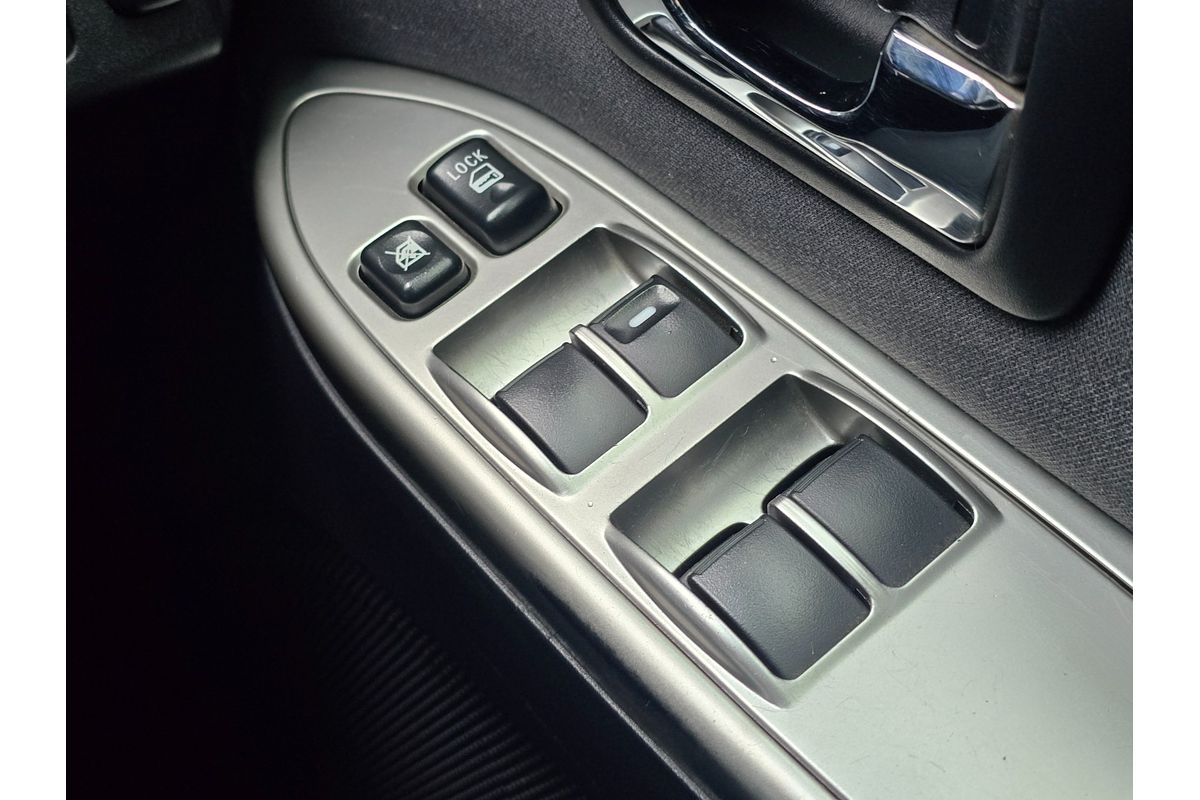 2012 Mitsubishi Pajero Platinum NW