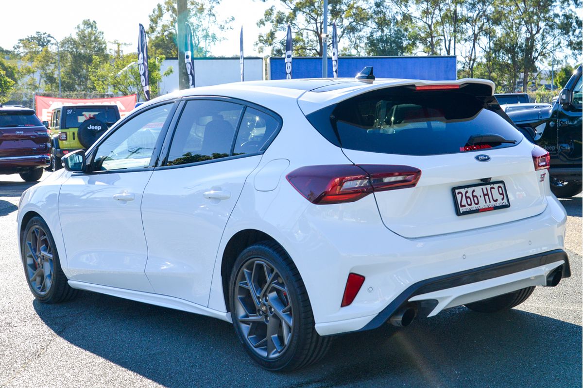 2022 Ford Focus ST SA