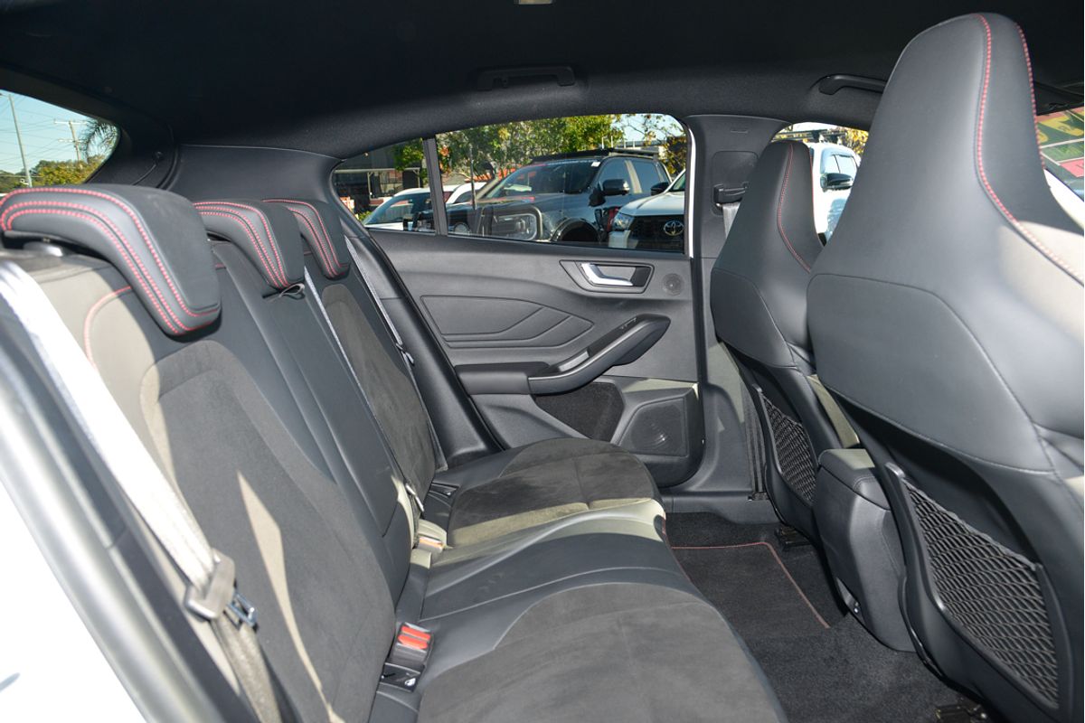 2022 Ford Focus ST SA