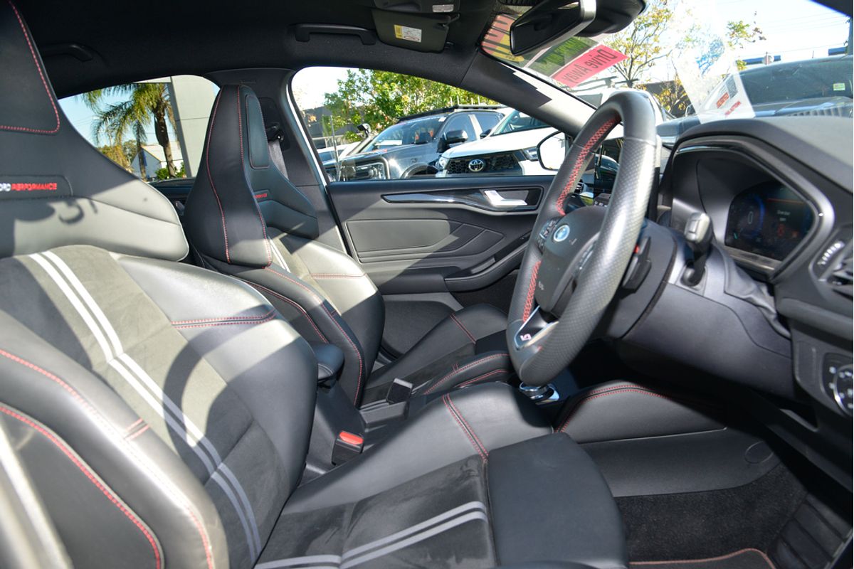 2022 Ford Focus ST SA
