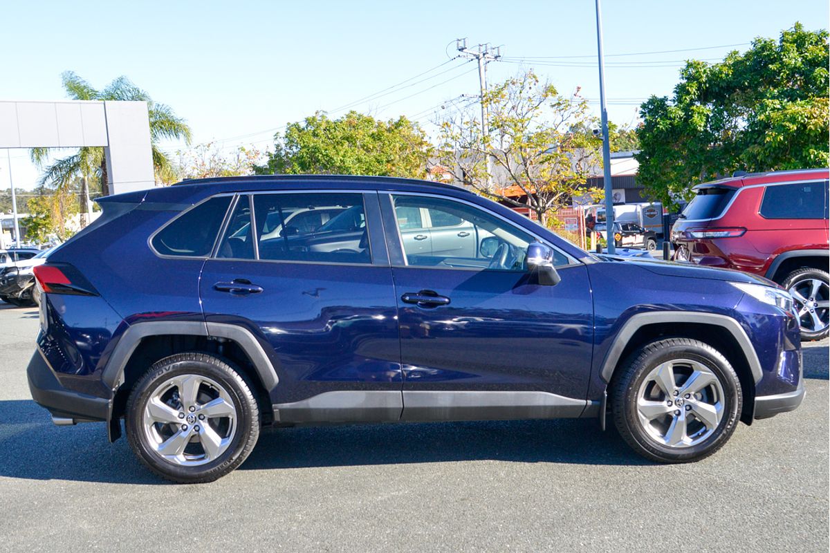 2021 Toyota RAV4 GXL MXAA52R