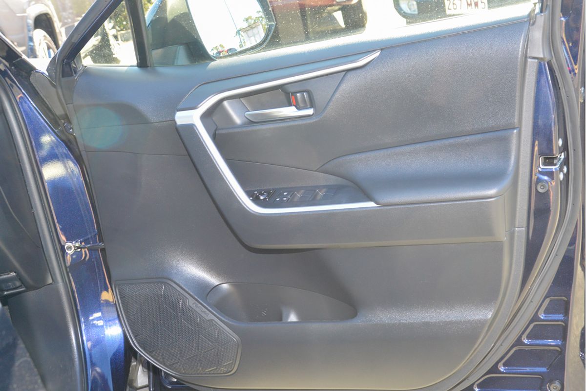 2021 Toyota RAV4 GXL MXAA52R