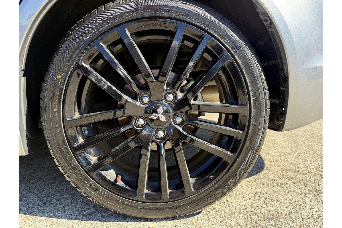 2017 Mitsubishi Lancer Black Edition CF