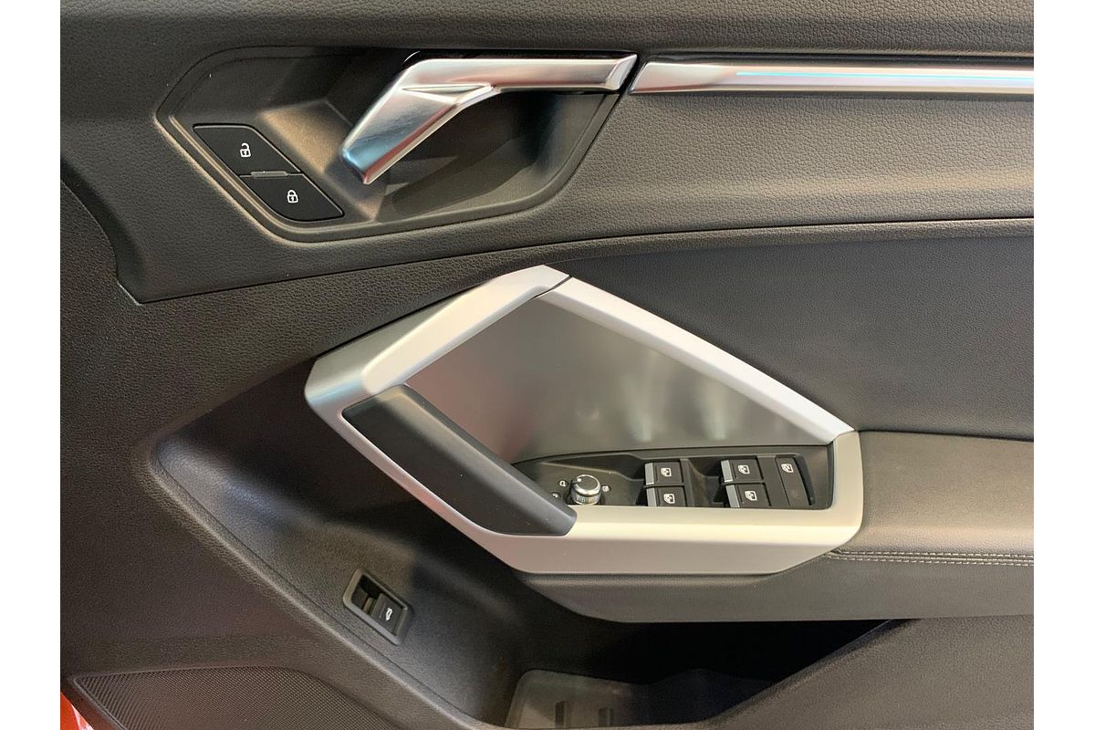 2020 Audi Q3 35 TFSI Launch Edition F3