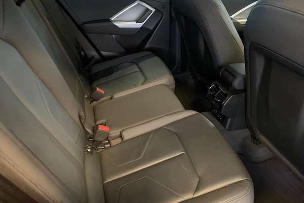 2020 Audi Q3 35 TFSI Launch Edition F3
