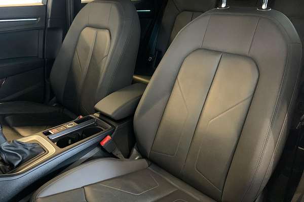 2020 Audi Q3 35 TFSI Launch Edition F3