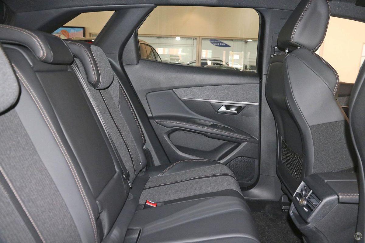 2018 Peugeot 3008 GT Line P84