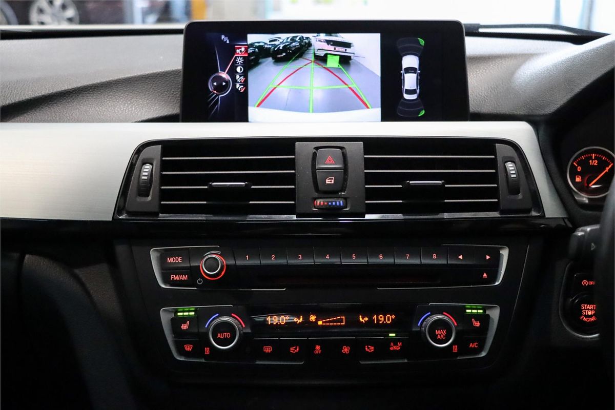 2015 BMW 3 Series 328i M Sport F30