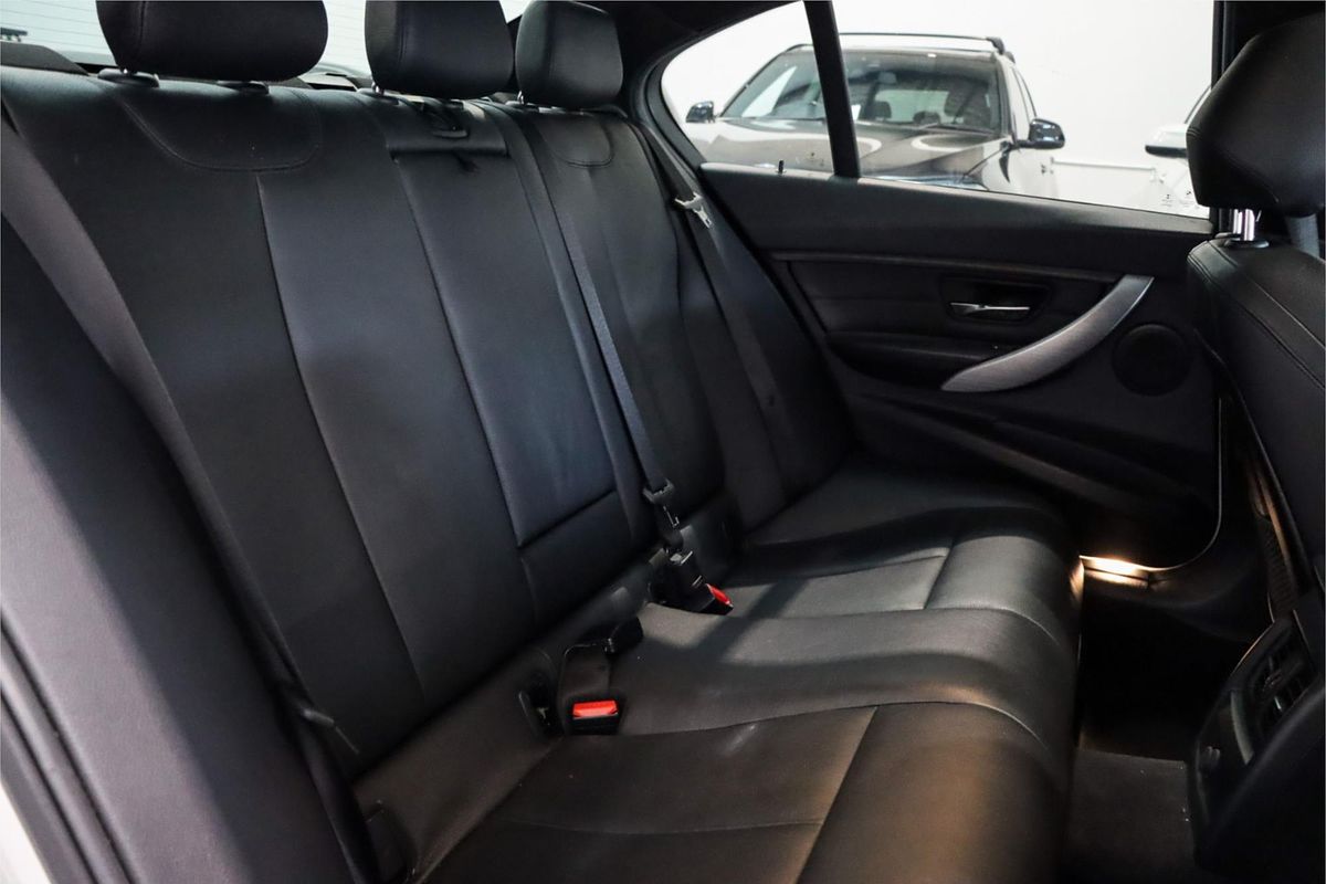 2015 BMW 3 Series 328i M Sport F30