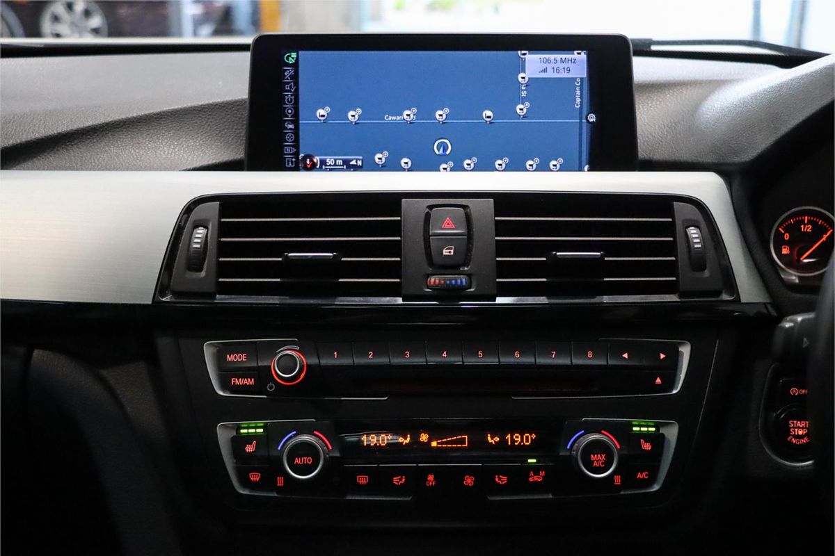 2015 BMW 3 Series 328i M Sport F30