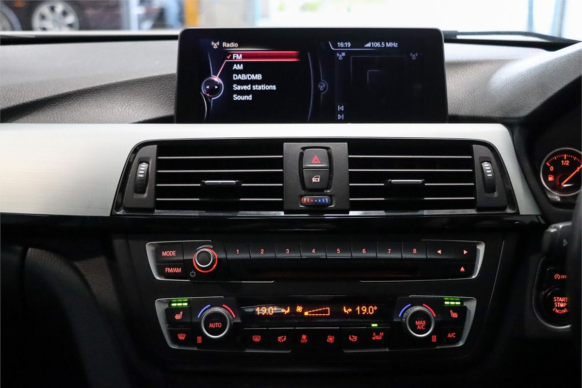 2015 BMW 3 Series 328i M Sport F30