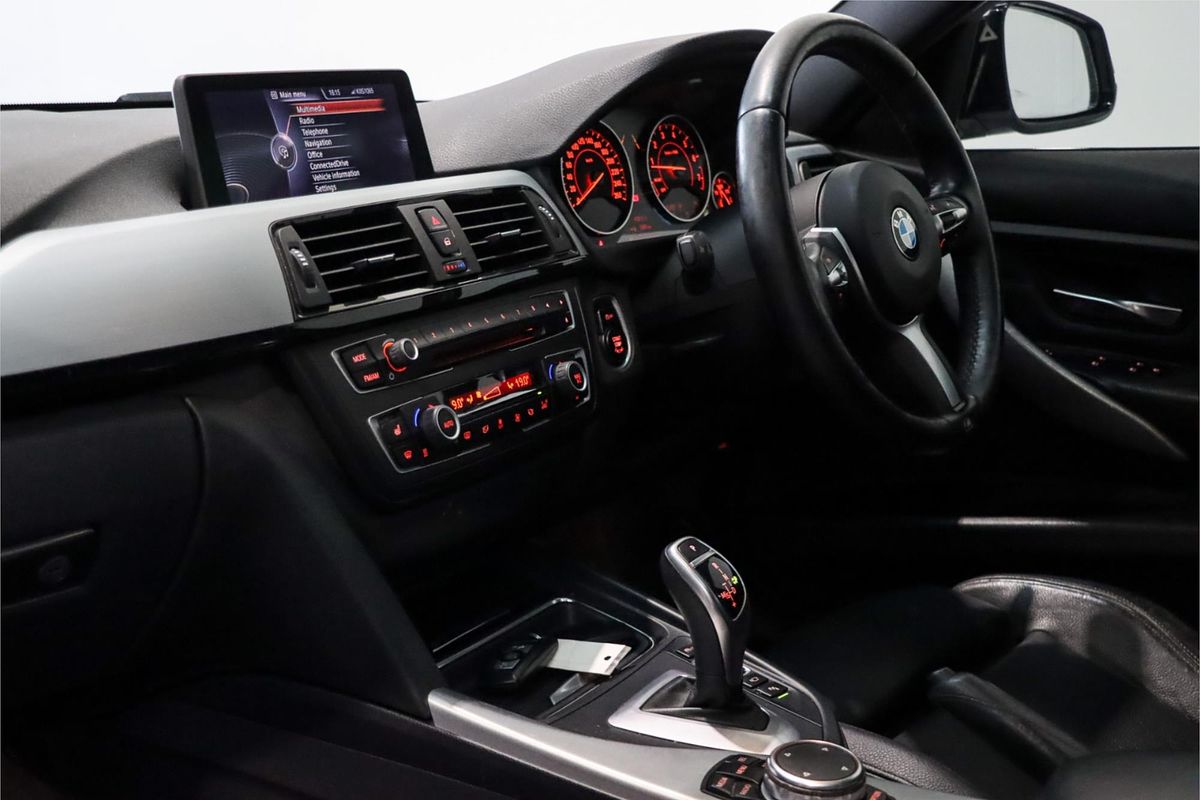 2015 BMW 3 Series 328i M Sport F30